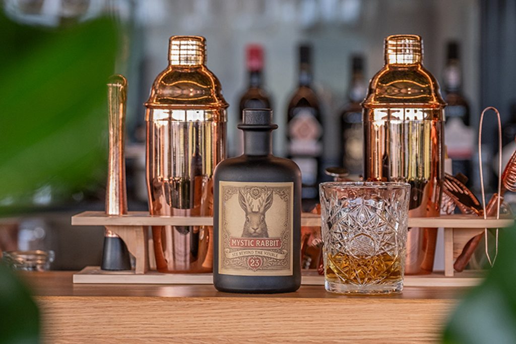 RAUH_SPIRITS_MYSTIC_RABBIT_RUM_BAR