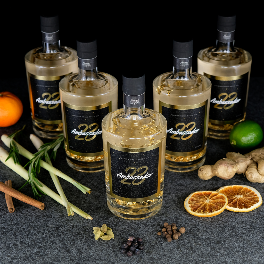 Rauh_Spirits_AMBASSADOR23_GIN_Shooting_Model_3